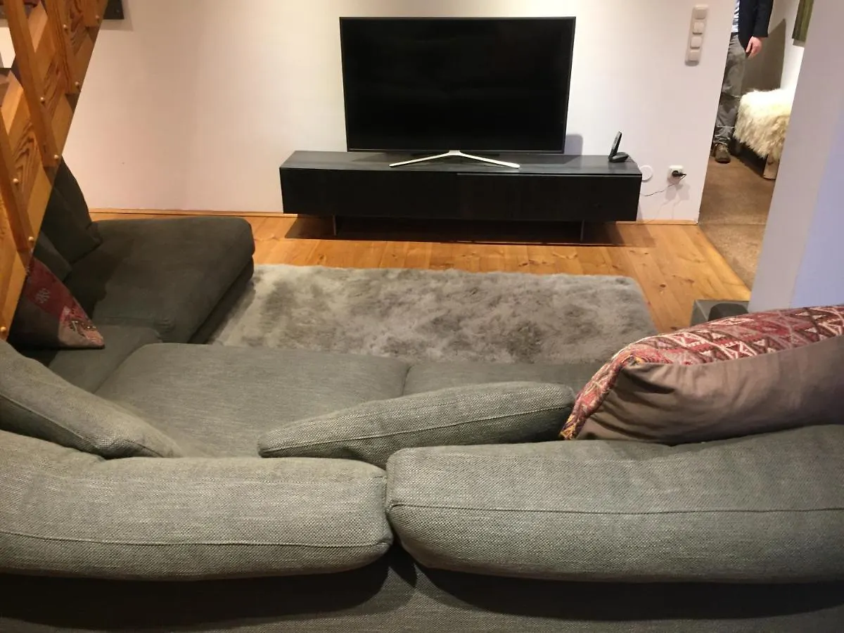 Uber Den Dachern Salzburgs Apartment